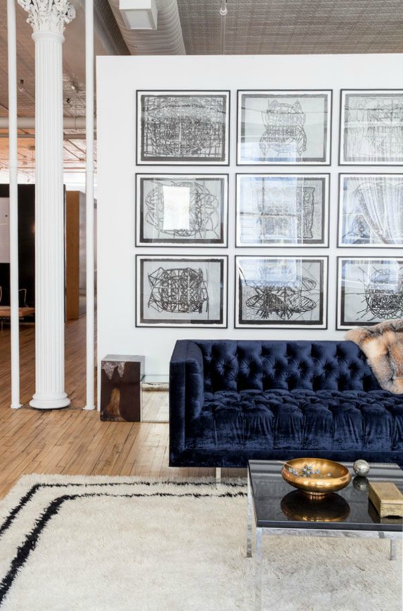 25 Stunning Living Rooms with Blue Velvet Sofas