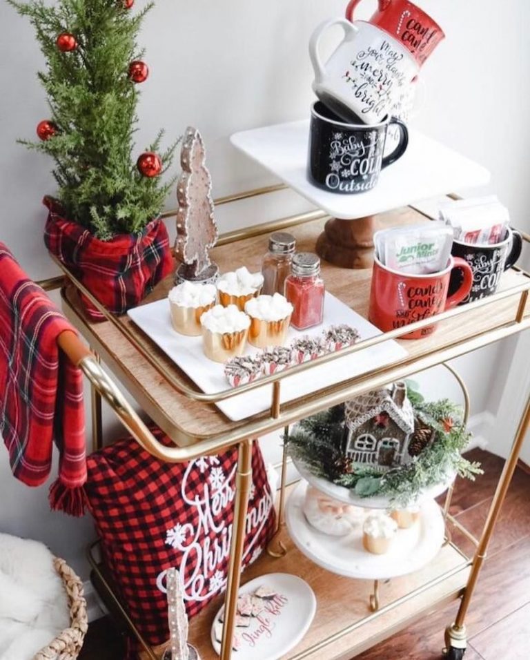 16 Best Hot Cocoa Bar Station Ideas 16-best-hot-cocoa-bar-station-ideas