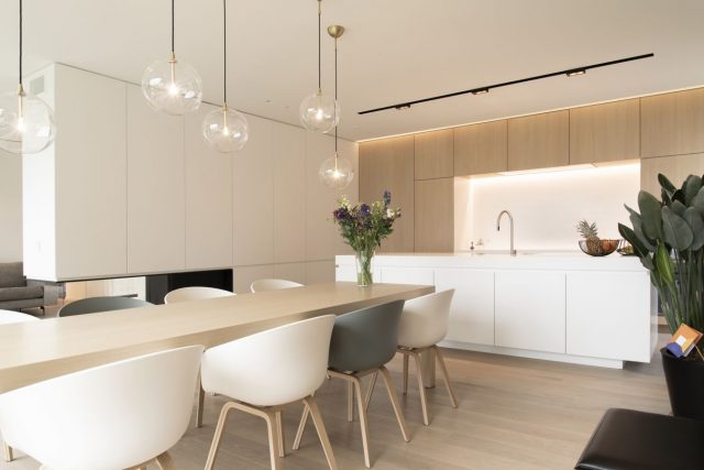 7 Stunning Minimalist Dining Rooms