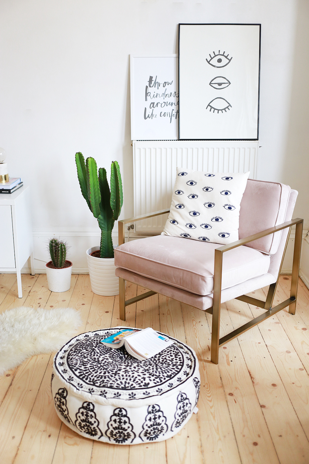 Bohemian pouf ideas KateLaVie LivingRoom