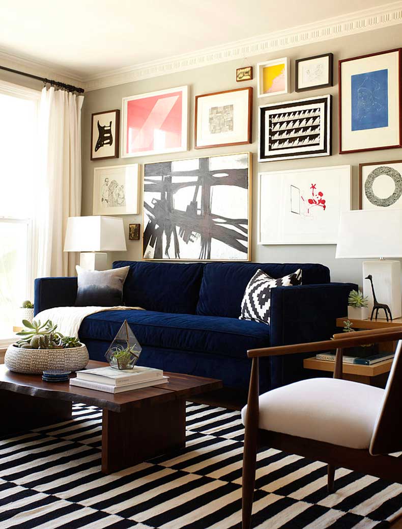 Living Rooms With Blue Velvet Sofas, Midnight Blue Velvet Sofa Living Room