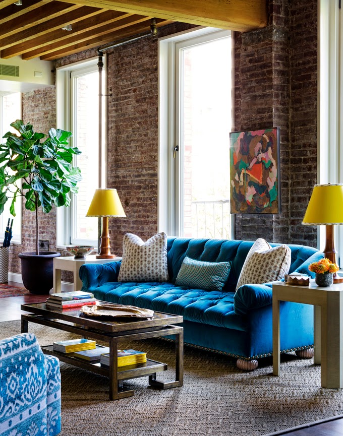 25 Stunning Living Rooms With Blue Velvet Sofas