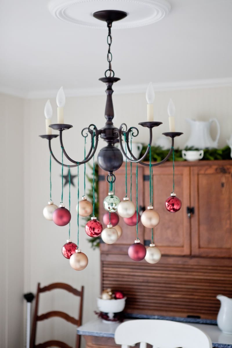 Easy Christmas Decor: Holiday Ornament Chandelier