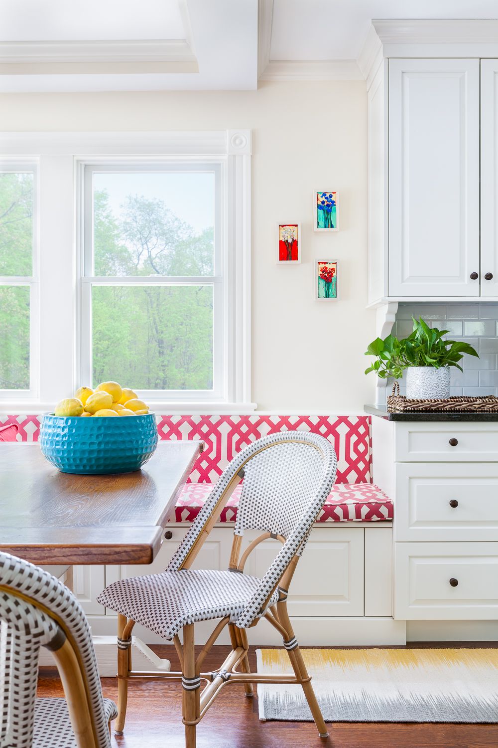 Pink Banquette with Bistro Chairs via Perko Photography / Jamie Keskin Design