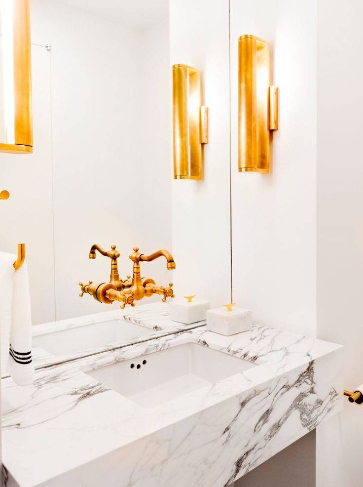 18 Gorgeous Marble Bathrooms With Brass Gold Fixtures