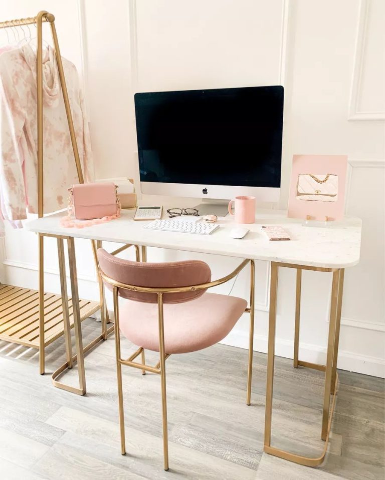 10 Pink and Gold Home Office Decor Ideas