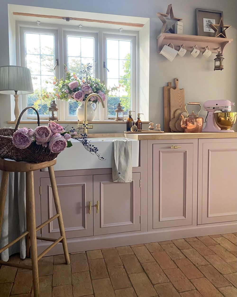 Pink kitchen cabinets @no.7_is_home