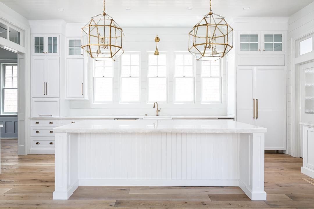 White and gold kitchens interior design artisansignaturehomes