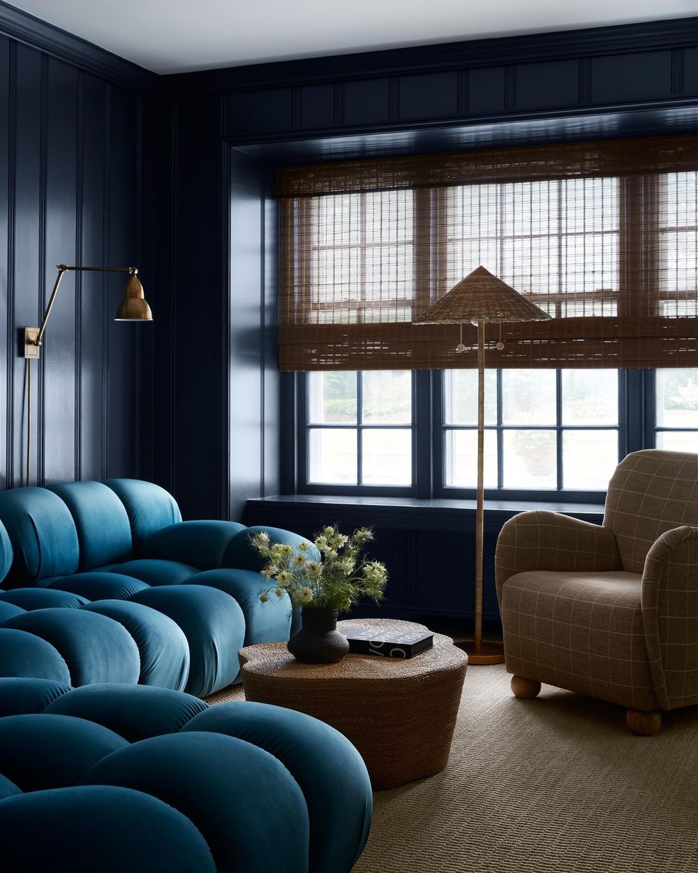 Dark and moody living room design ideas @far_studio_