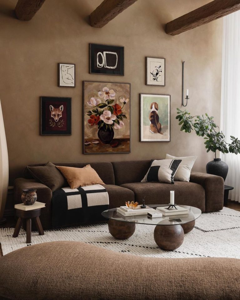 23 Dark and Moody Living Room Ideas