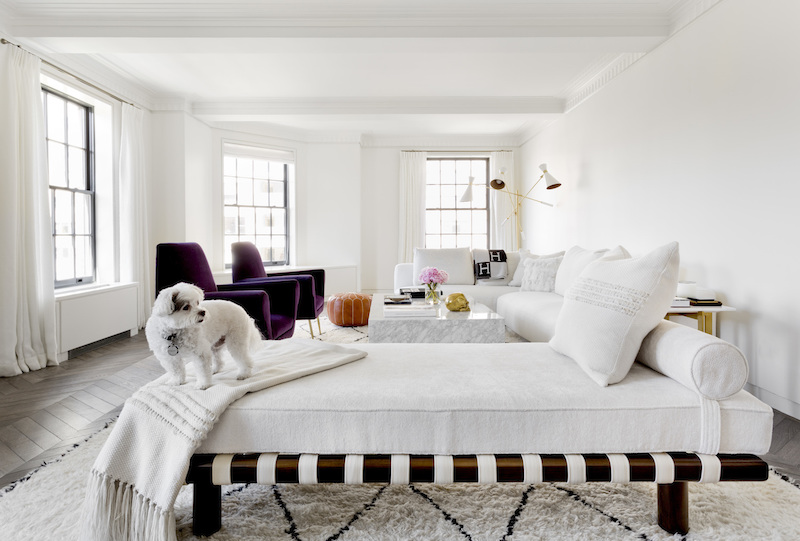 Living room with off-white bench