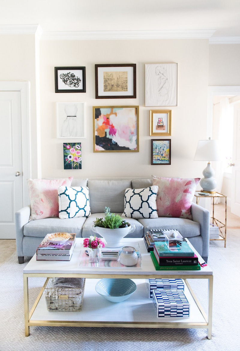 Preppy living room with matching decorative throw pillows