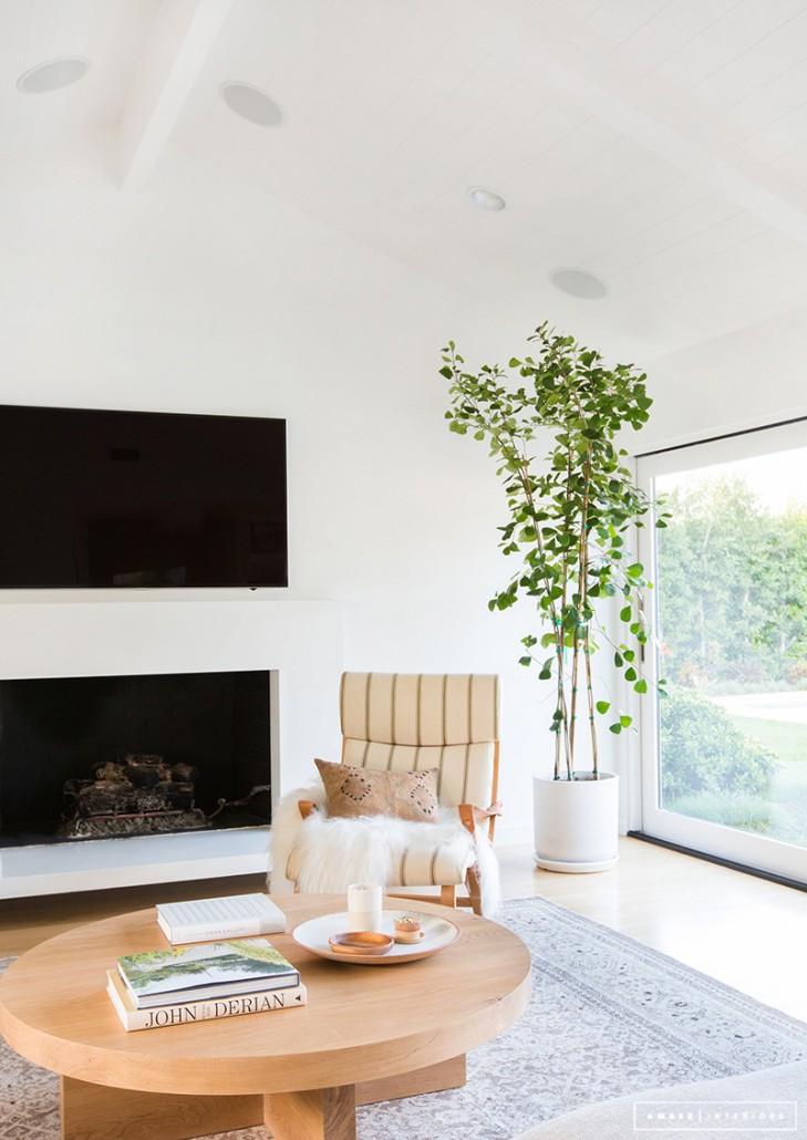 A Minimalist Mid-Century Home Tour