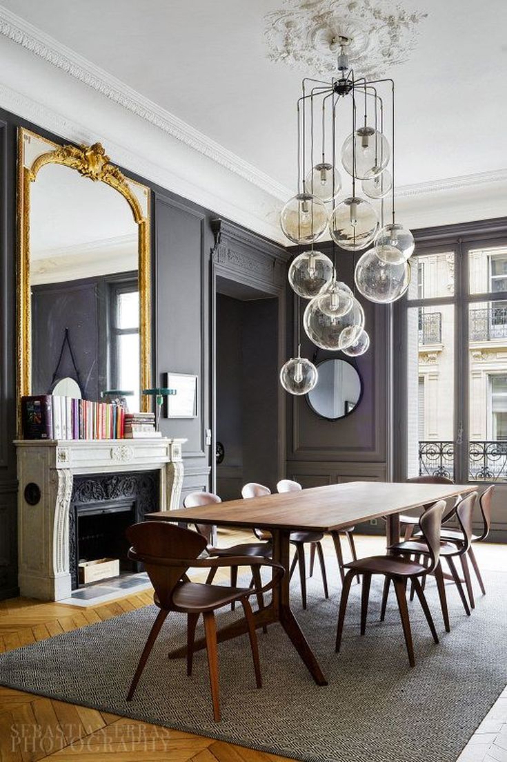 Parisian dining room