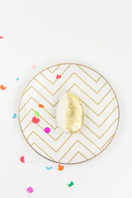 Gold painted easter egg via sugarandcloth