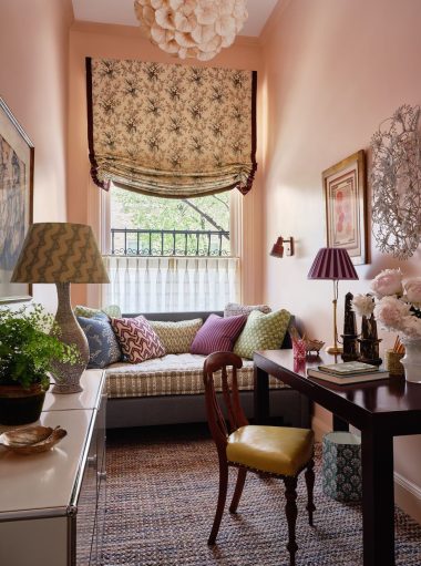 View of 8 Creative Small Living Room Ideas