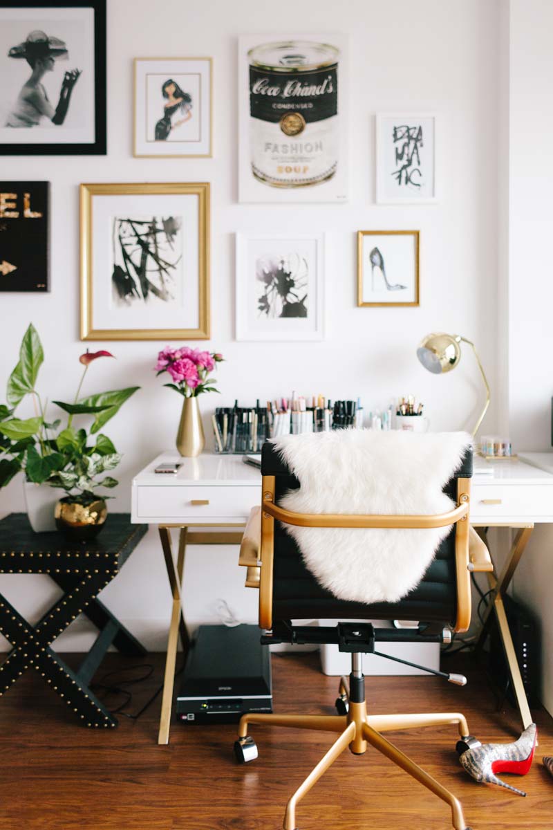 Brass gold and black office chair at desk via Jen Kay for the Everygirl