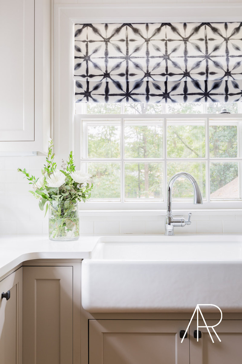 Farmhouse Sink via Alyssa Rosenheck