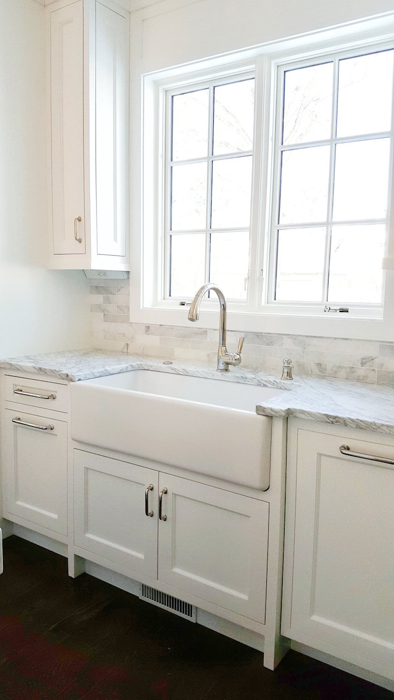 Farmhouse sink via ashstreetinteriors