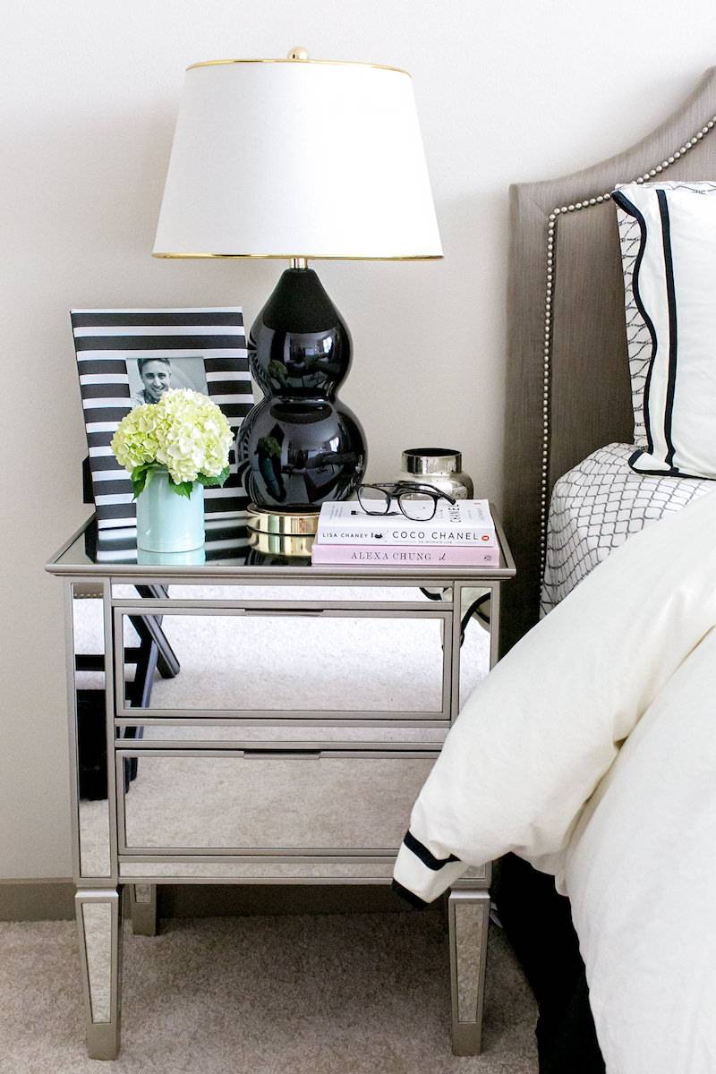 16 Gorgeous Mirrored Nightstands for a Glamorous Bedroom