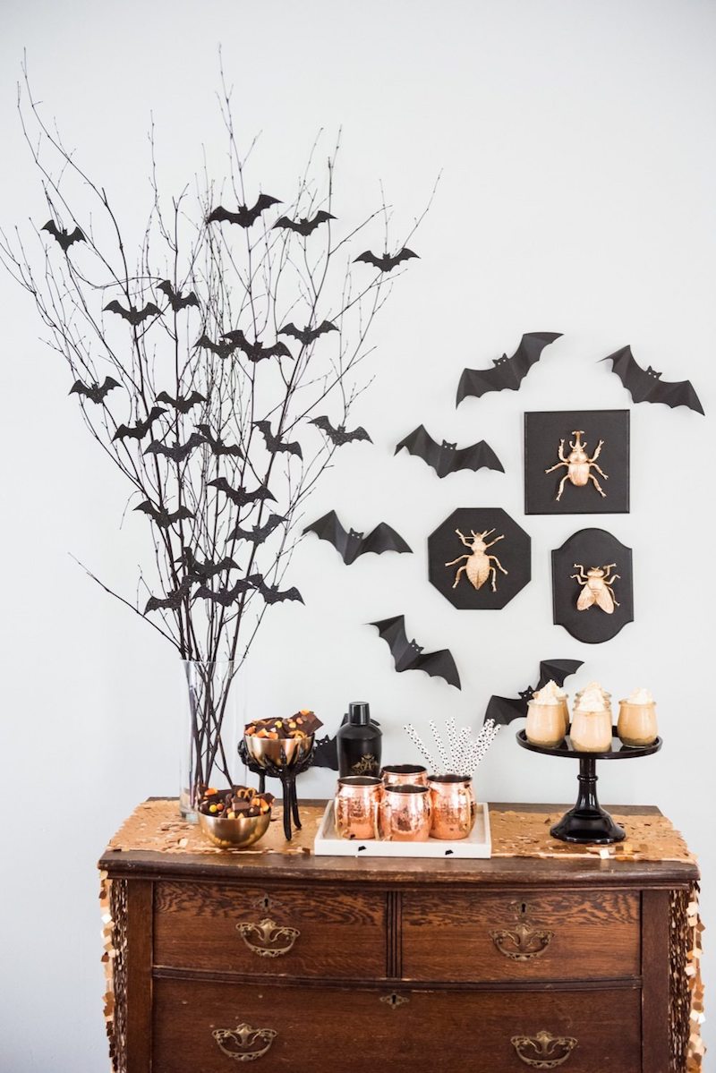 DIY Bat Branch Centerpiece For Halloween