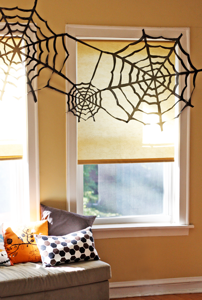 DIY Black Trash Bag Spiderweb For Halloween