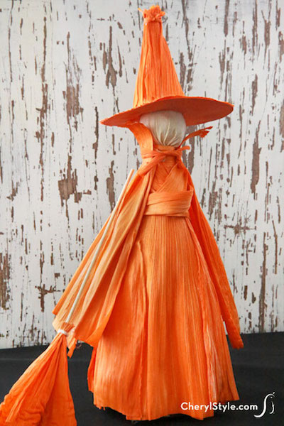 DIY Halloween Decor -  Cornhusk Witch Figures