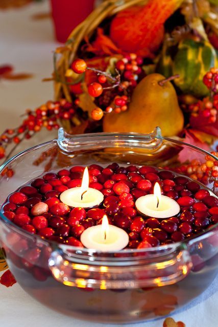 Floating candles in cranberries DIY