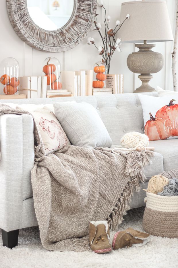 Fall Living Room Decor Ideas With Pumpkin Throw Pillows via Craftberrybush