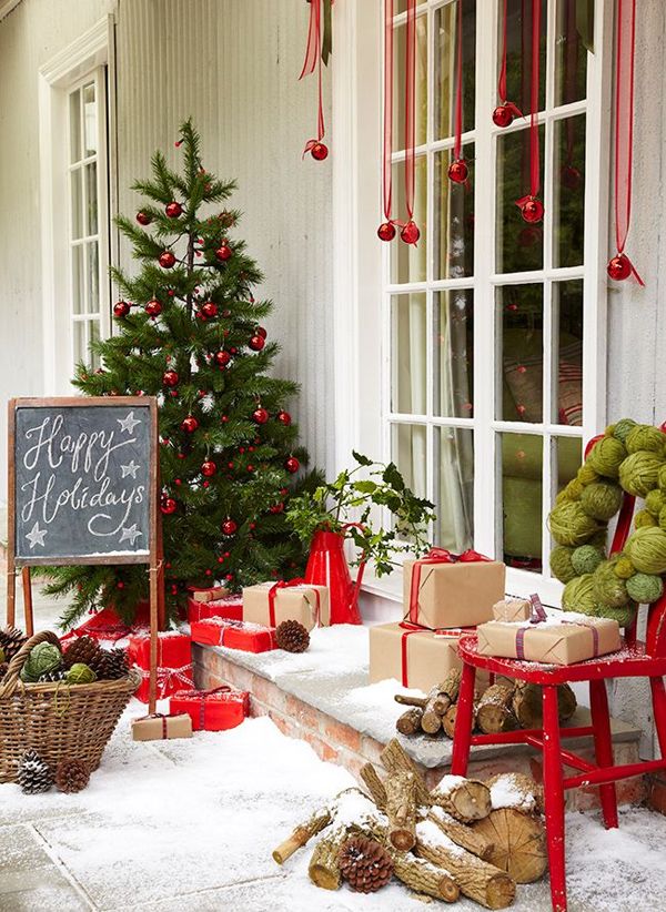 Chalkboard Sign for Christmas Front Door Decor Ideas