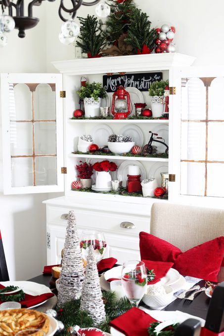 Christmas Dining Room Hutch Decor via justagirlandherblog #ChristmasDecor #ChristmasDiningRoom