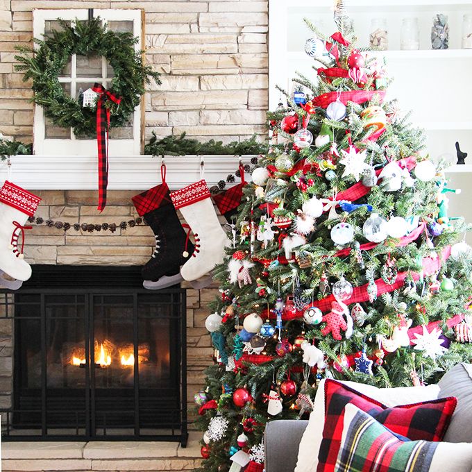 Christmas Mantel with Christmas Tree via aprettylifeinthesuburbs