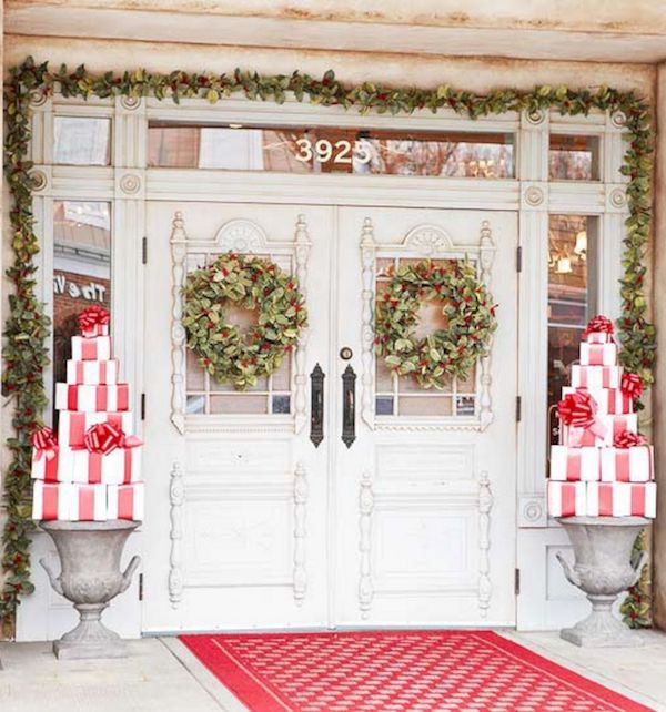 Christmas Presents on Urns Front Door Christmas Decorating