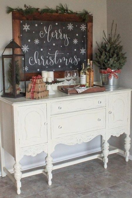 Christmas Wine Nook via angelamariemade #HotCocoaBar