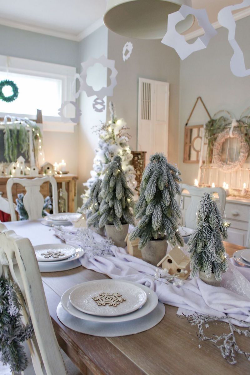 21 Christmas Dining Room Decor Ideas