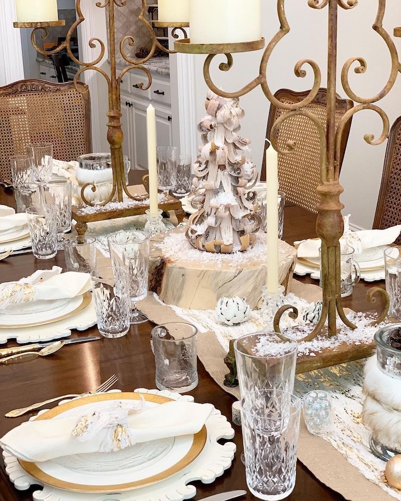 Gold Christmas Tablescape @sunnyhillhome