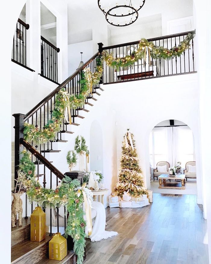 Gold and Green Garland Christmas Staircase via @mytexashouse