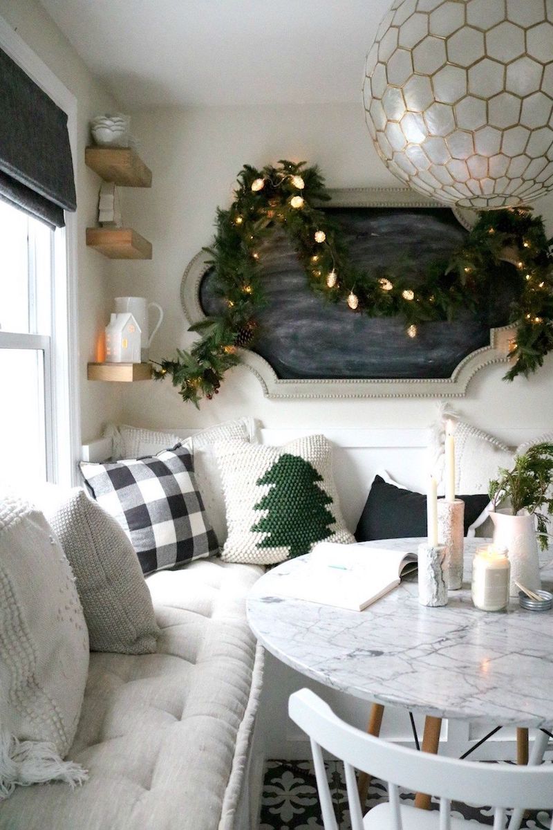 Hygge Christmas Dining Room Decor via nestingwithgrace #ChristmasDecor #ChristmasDiningRoom