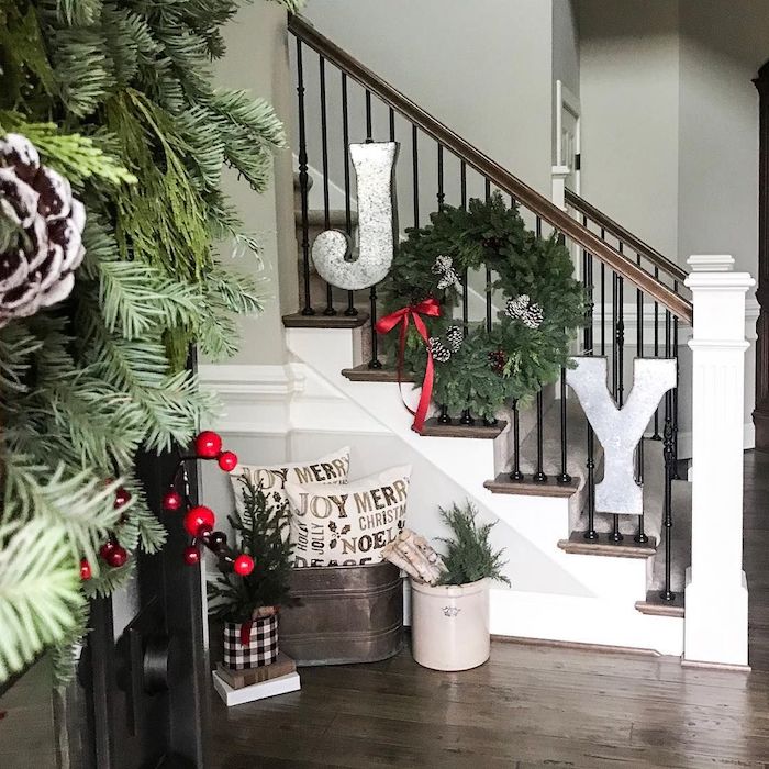 How To Decorate Staircase Garland Day 6 of The 12 Days of Christmas -  YouTube