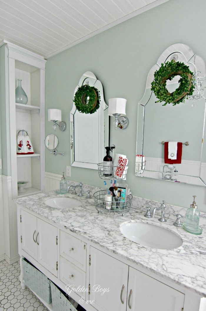 Mini Christmas Wreaths in Bathroom via goldenboysandme