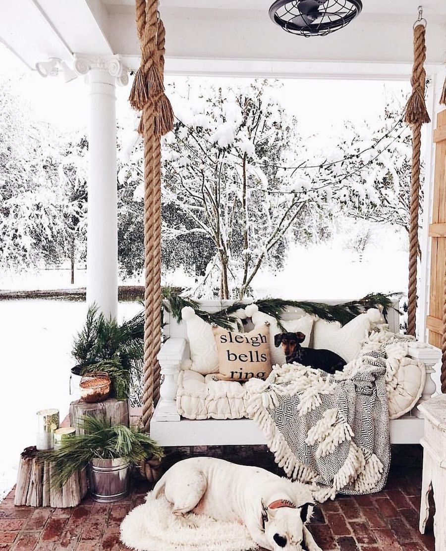 Outdoor winter porch decor ideas