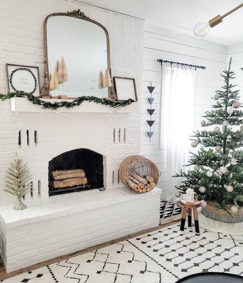 White Christmas Mantel with Gold Mirror @the_simple_farmhouse