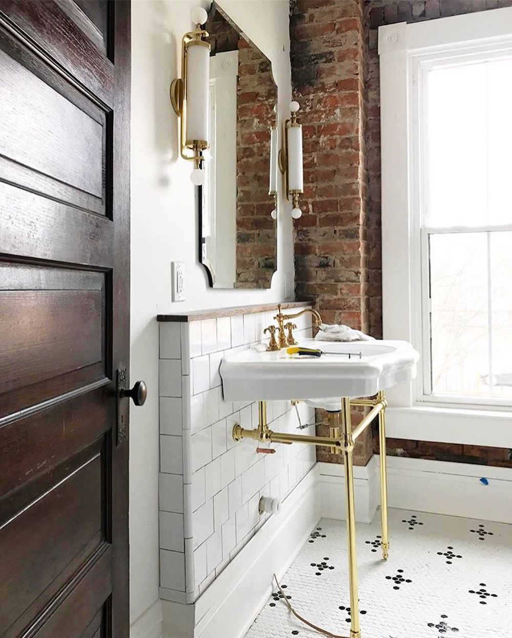 Brass Bathroom Washstand 