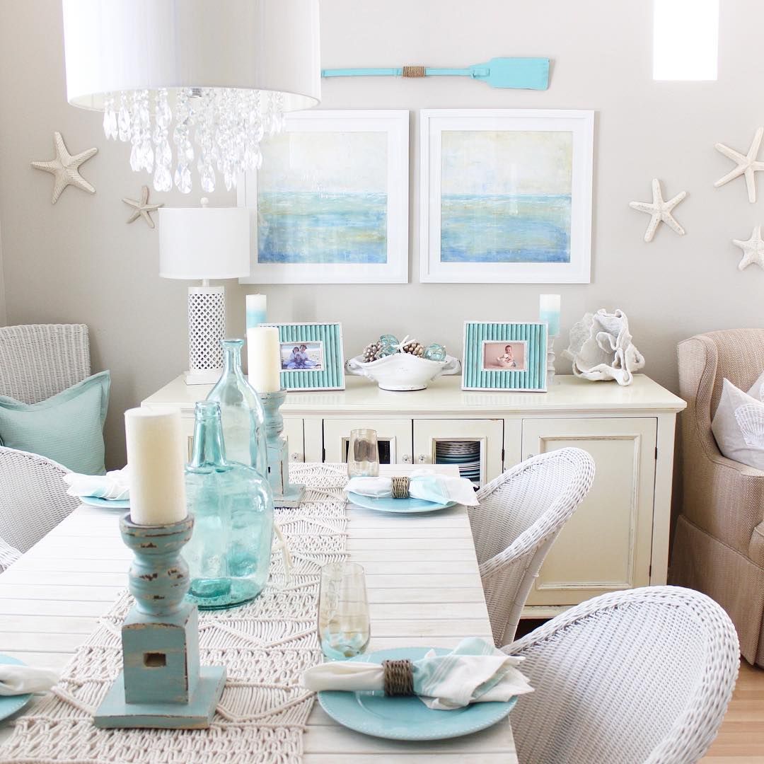 Coastal Decor Basics - Starfish wall decor via @breezydesigns