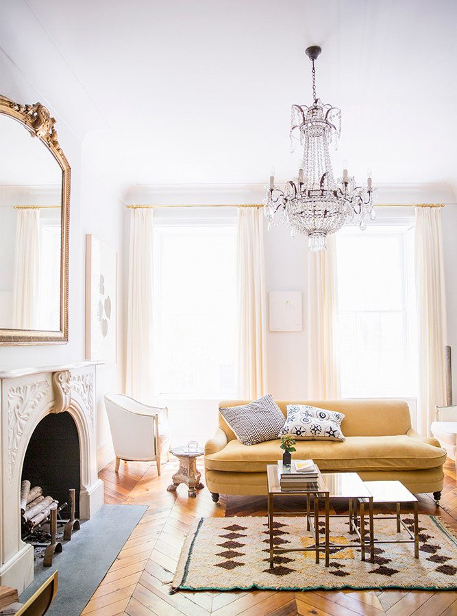 12 Elegant Crystal Chandeliers & Where to Hang Them in Your Home