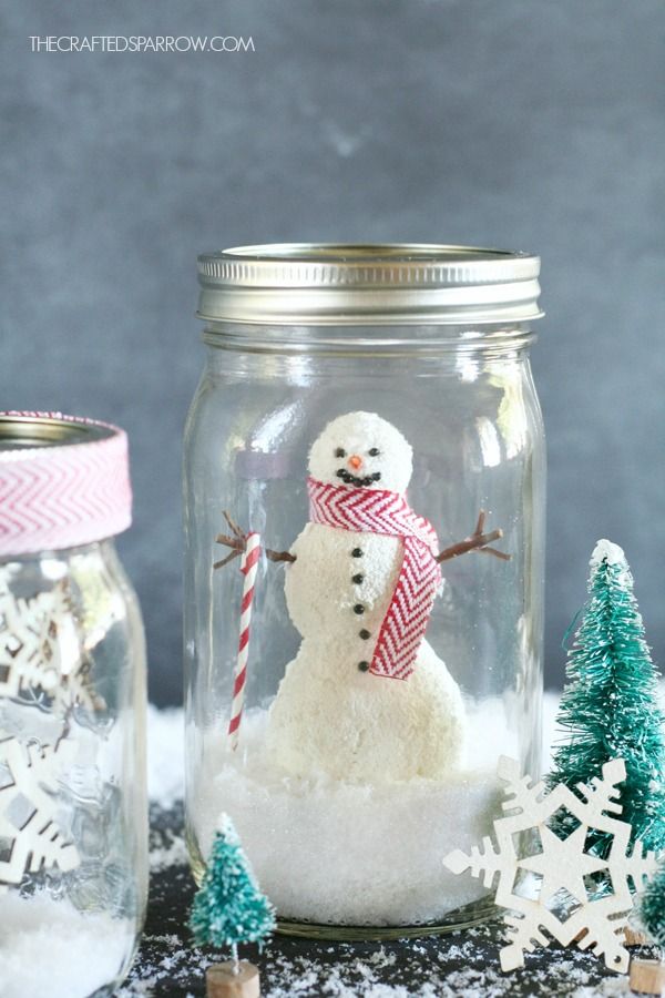 DIY Mason Jar Snow globes via thecraftedsparrow