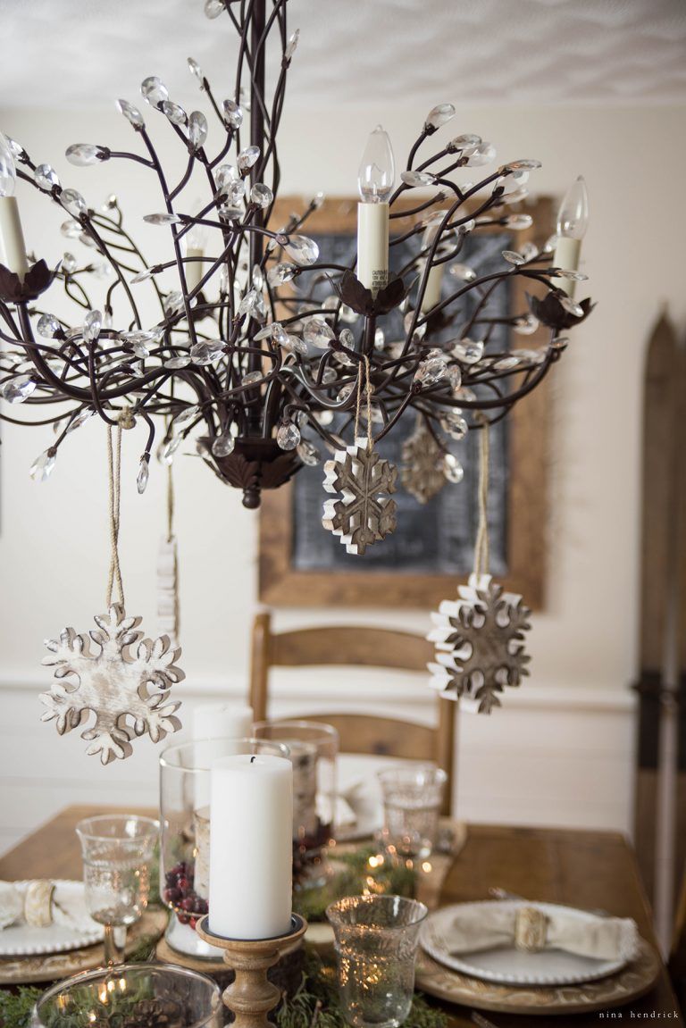 Snowflake Chandelier Winter Decor via ninahendrick