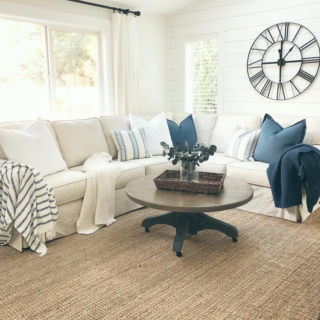 White Slipcover Sofa inspiration via @mydivinehome