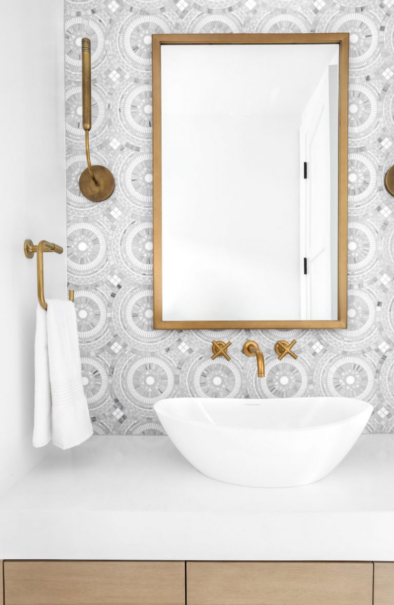 21 Best Brass Bathroom Fixtures