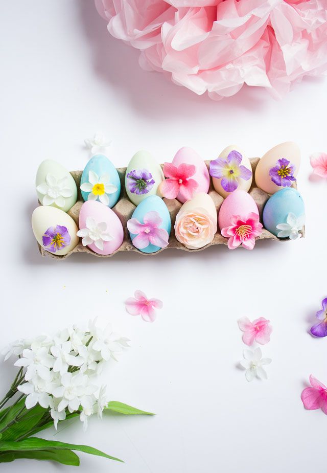 DIY Floral Easter Egg Decor Idea via designimprovised